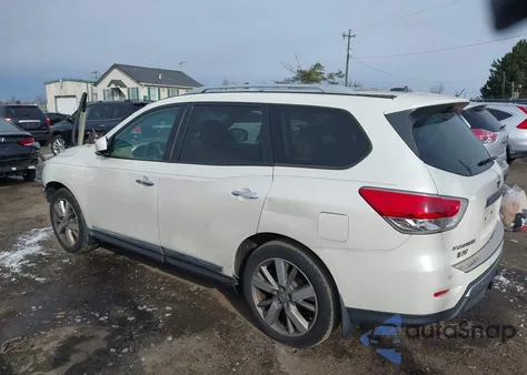 2016 Nissan Pathfinder Platinum z USA, uszkodzony, nr VIN 5N1AR2MM1GC632111